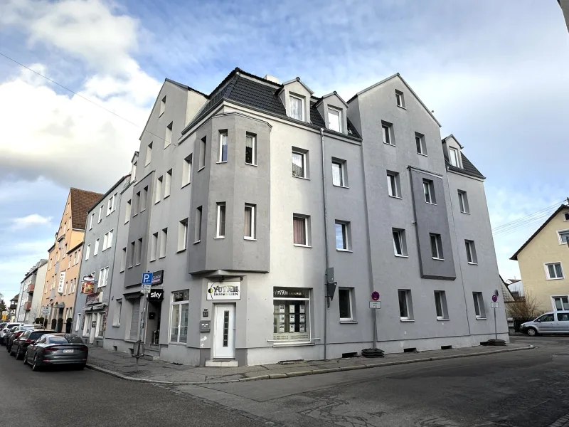 Hausansicht - Wohnung kaufen in Augsburg , Bay - Katip | 3-ZKB Wohnung mit ca. 62 m2 im Herzen von Oberhausen