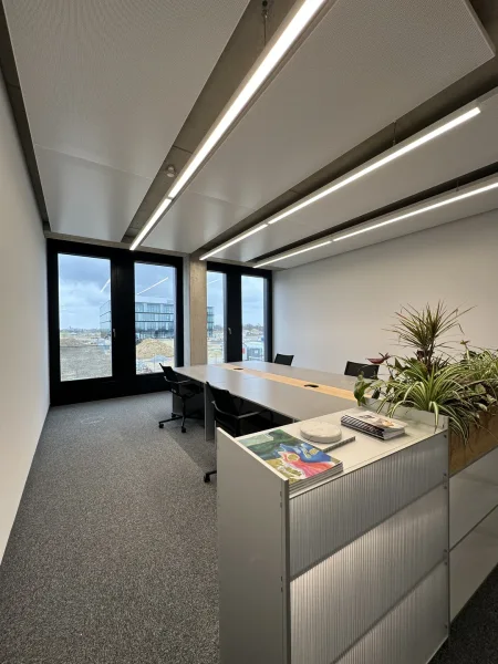 Bürobeispiel  - Büro/Praxis mieten in Augsburg - Katip | Der Innovationsbogen - Exklusive Gewerbefläche im architektonischen Meisterwerk