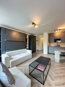 1 Appartment - Schlaf-Wohnbereich - Wohnung mieten in Augsburg - Katip | Exklusiv möbliertes Apartment in zentraler Lage von Augsburg
