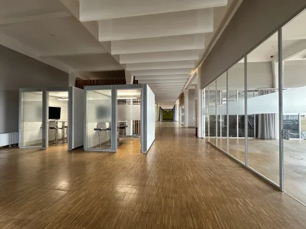  Büroräume - Beispiel  - Büro/Praxis mieten in Augsburg - Katip | Stilvolle Gewerbeflächen auf ca. 1.185 m² im renommierten Glaspalast