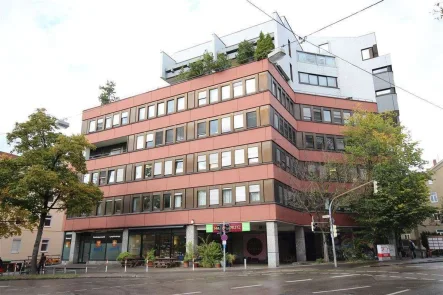 Außenansicht - Büro/Praxis mieten in Augsburg - Katip | schöne Büro/Praxisfläche mit ca. 117 m2 in infrastruktureller Top-Lage - Nähe Bahnhof