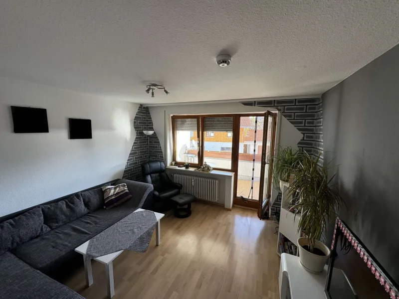 Wohnzimmer - Wohnung kaufen in Pfronten - KATIP I Charmante 2-Zimmer-Wohnung im idyllischen Pfronten