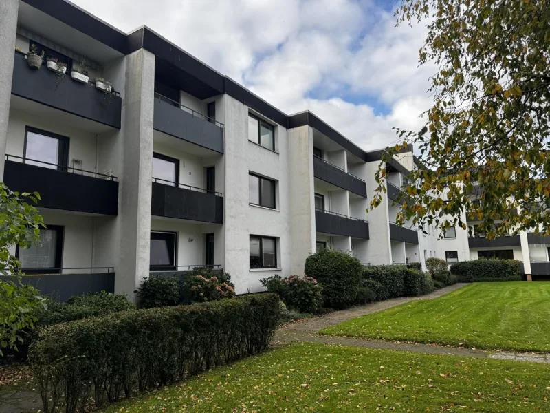  - Wohnung kaufen in Flensburg - Reserviert: modernisierte 2,5 Zimmer Eigentumswohnung