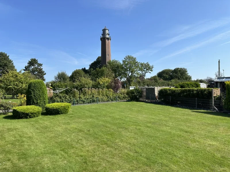 Garten mit Blick auf den Leuchtturm