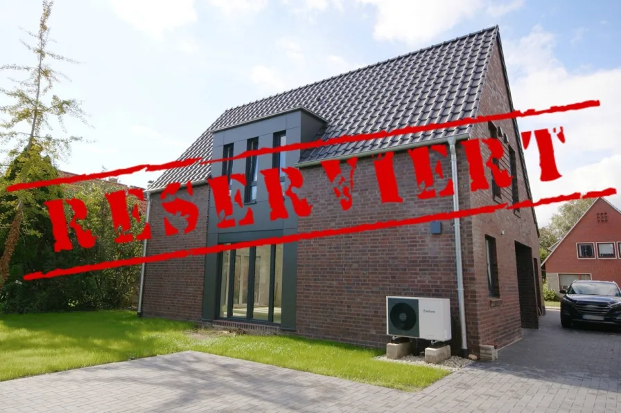 619 Titelbild_Reserviert - Haus kaufen in Westerstede - RESERVIERT! Neubau-Reihenendhaus mit 2 KFZ-Stellplätzen in ruhiger Wohnlage von Westerstede