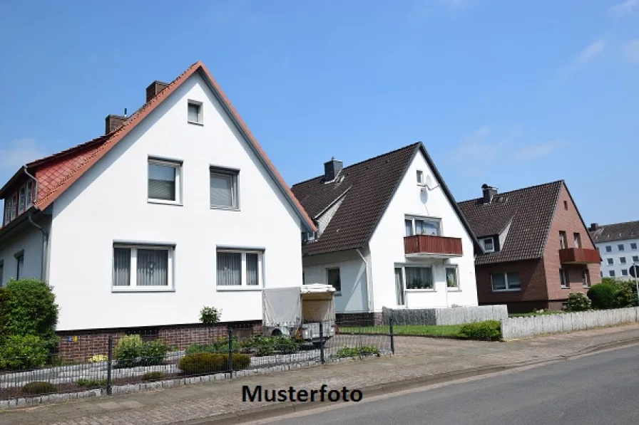 Keine Originalbilder - Haus kaufen in Köln - Doppelhaushälfte, Garten, Garage