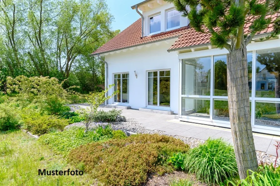 Keine Originalbilder - Haus kaufen in Landsberg - Einfamilien- Reihenmittelhaus mit Garage und Stellplatz
