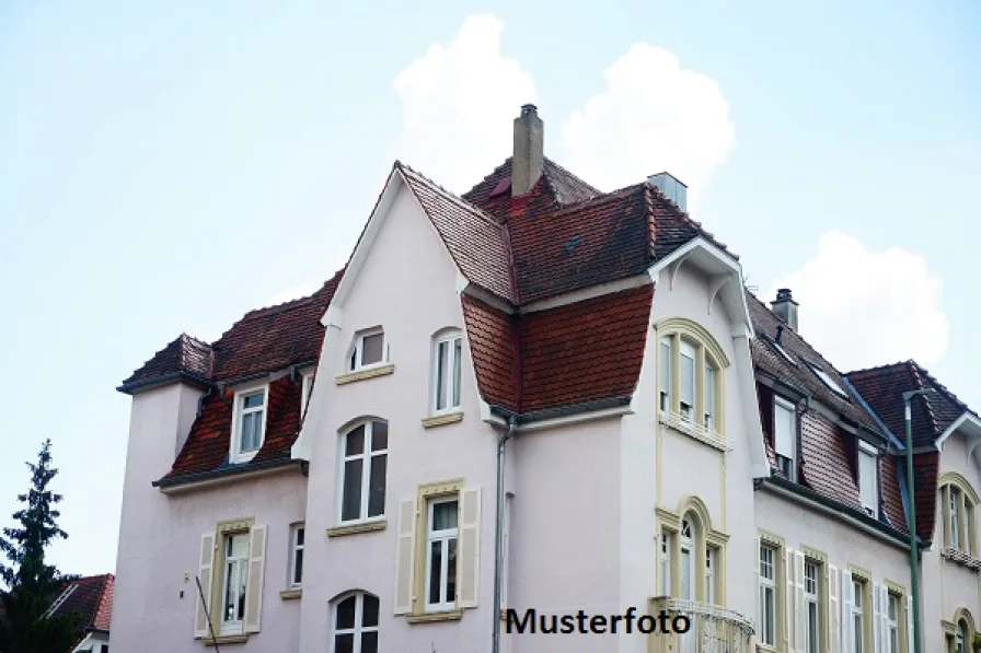 Keine Originalbilder - Haus kaufen in Würzburg - + Kapitalanlage + Mehrfamilienhaus mit Doppelgarage 