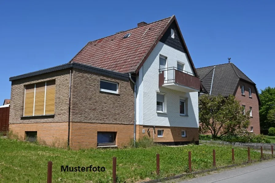 Keine Originalbilder - Haus kaufen in Plettenberg - Freistehendes Einfamilienhaus, Balkon, Garage + provisionsfrei +