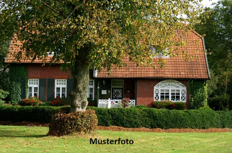 Keine Originalbilder - Haus kaufen in Ammersbek - Einfamilienhaus mit Garage - provisionsfrei