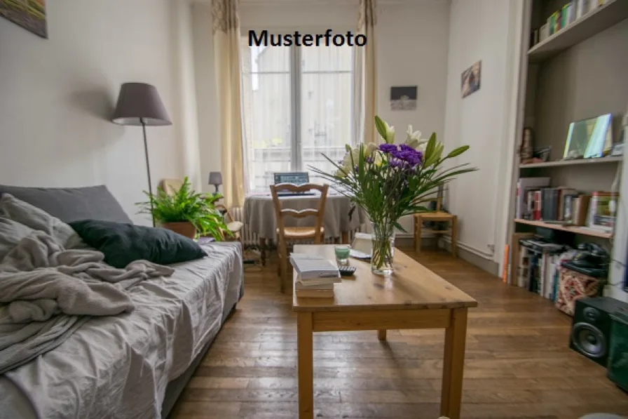 Keine Originalbilder - Wohnung kaufen in Berlin - 3-Zimmer-Wohnung mit Vorgarten