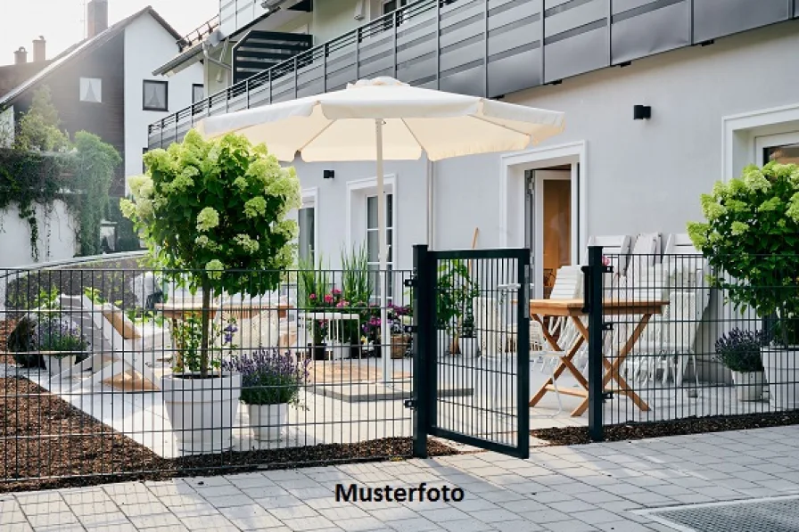 Keine Originalbilder - Haus kaufen in Burladingen - Neuwertiges Einfamilienhaus mit 2 Garagen - provisionsfrei