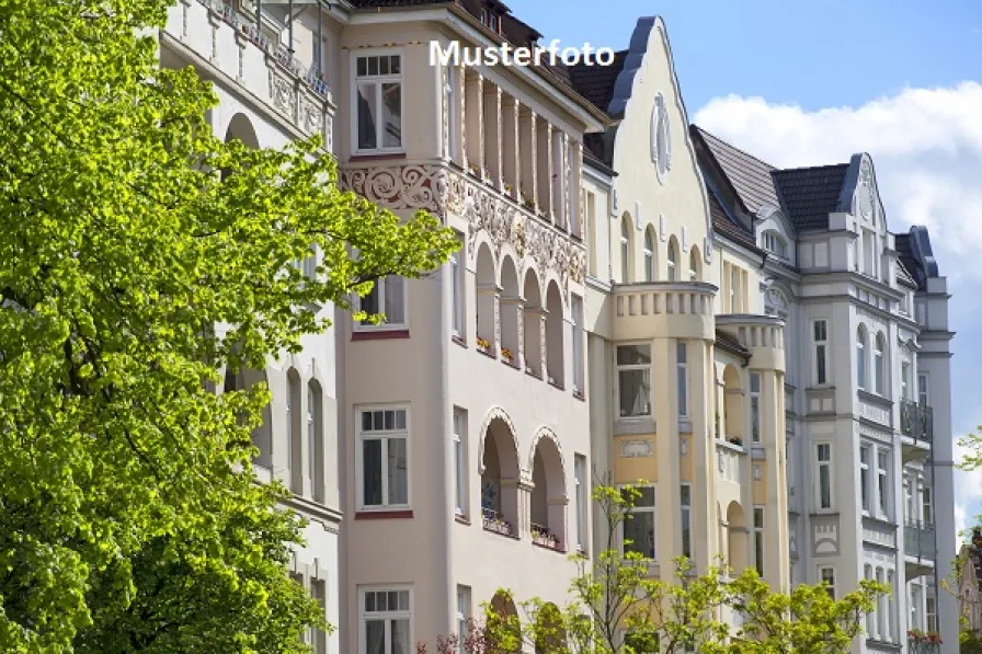 Keine Originalbilder - Haus kaufen in Stuttgart - Wohn- und Geschäftshaus mit Stellplätzen