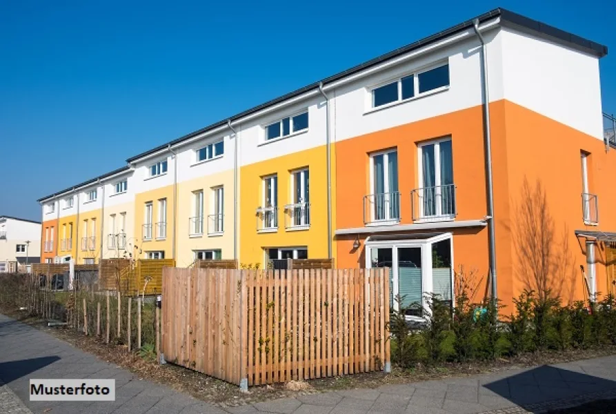 Keine Originalbilder - Haus kaufen in Neustadt bei Coburg - Einfamilien-Doppelhaushälfte mit Dachterrasse