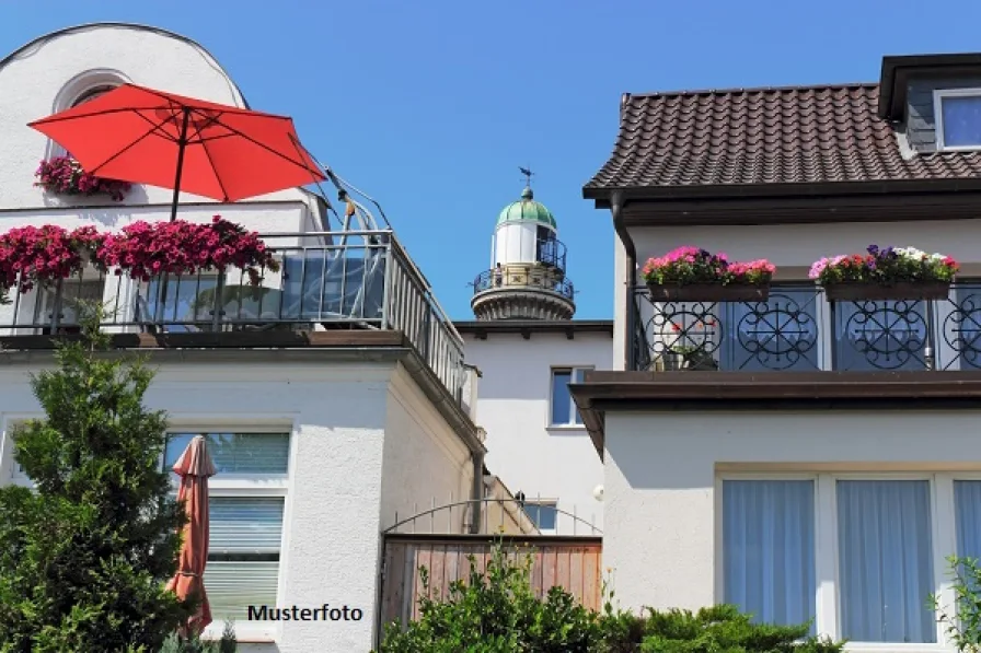 Keine Originalbilder - Haus kaufen in Oerlinghausen - Kapitalanlage + Freistehendes Mehrfamilienhaus mit 3 Wohnungen +