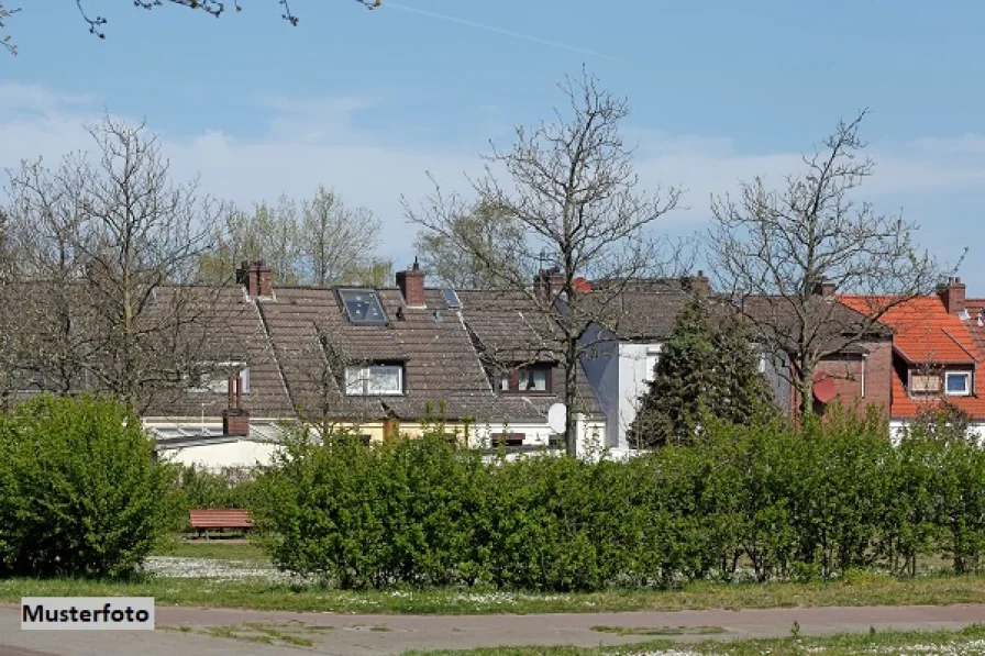 Keine Originalbilder - Haus kaufen in Wenningstedt - Einfamilienhaus (sog. Friesenhaus) mit Garage - provisionsfrei