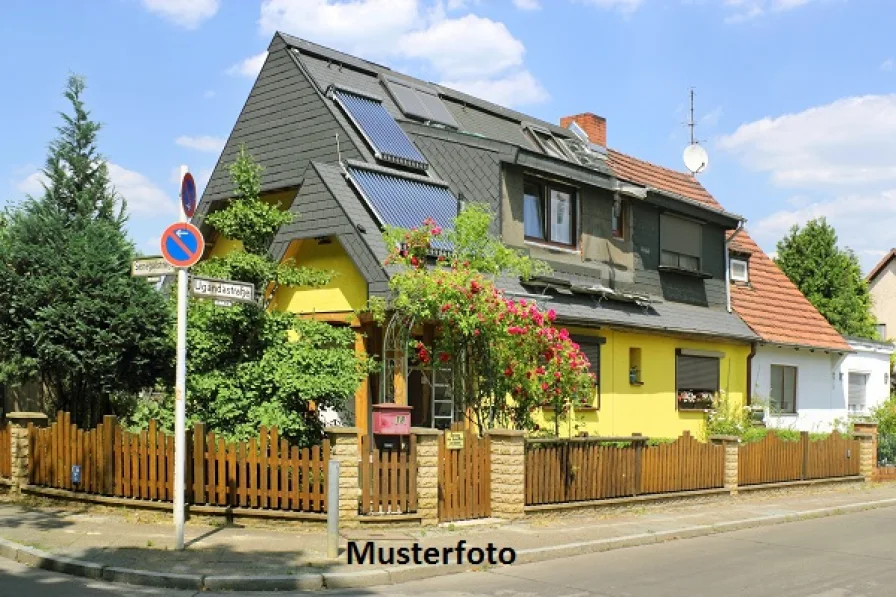 Keine Originalbilder - Haus kaufen in Melle - Freistehendes 2-Familienhaus mit Garage - provisionsfrei
