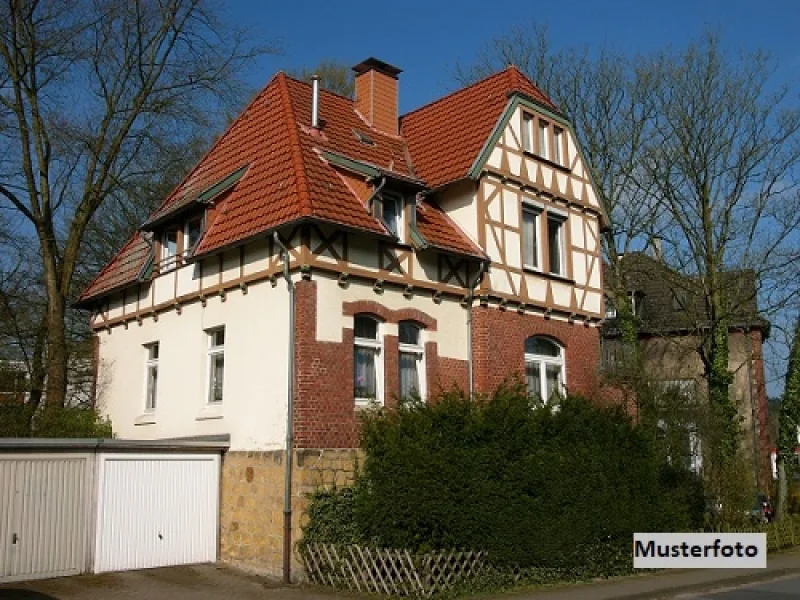 Keine Originalbilder - Haus kaufen in Krefeld - Kapitalanlage + Mehrfamilienhaus mit 3 Wohnungen +