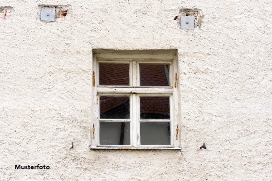 Keine Originalbilder - Haus kaufen in Höchheim-Irmelshausen - Abbruchreifes Wohnhaus mit abbruchreifem Stall und Scheune