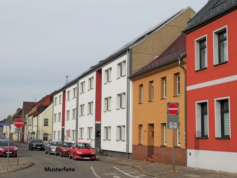 Keine Originalbilder - Haus kaufen in Meerane - Reihenmittelhaus mit Seitenanbau - provisionsfrei