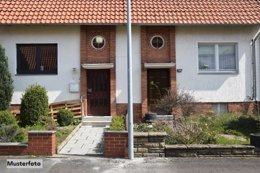 Keine Originalbilder - Haus kaufen in München - Doppelhaushälfte mit Dachterrasse und Garage