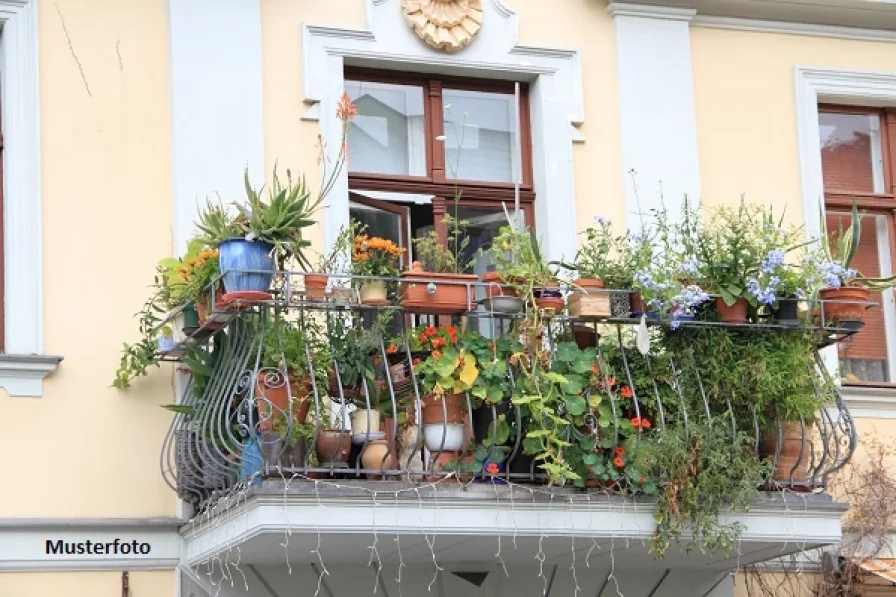 Keine Originalbilder - Wohnung kaufen in Zwickau - 3-Zimmer-Wohnung mit Loggia und Stellplatz