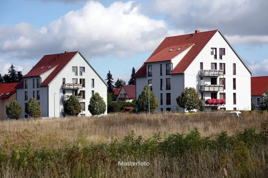 Keine Originalbilder - Haus kaufen in Duisburg - Kapitalanlage + Fünffamilienhaus +