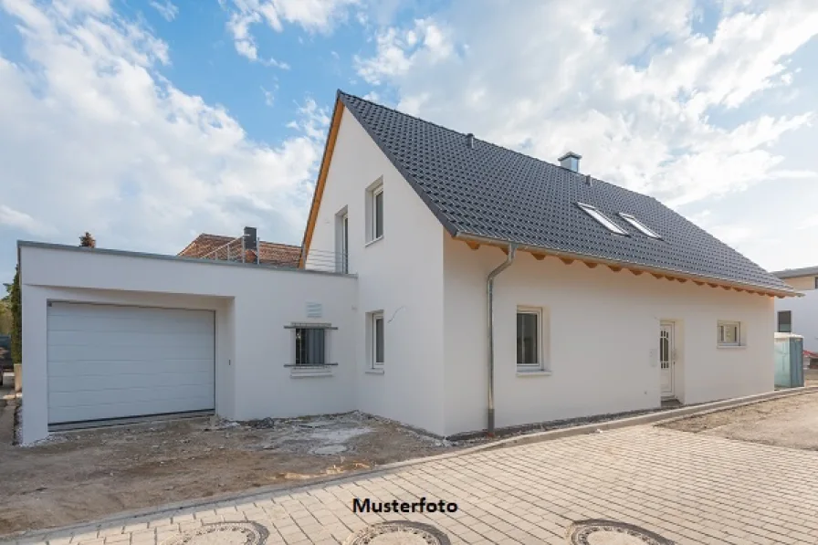 Keine Originalbilder - Haus kaufen in Hamburg - Wohnhaus mit Doppelcarport in guter Wohnlage