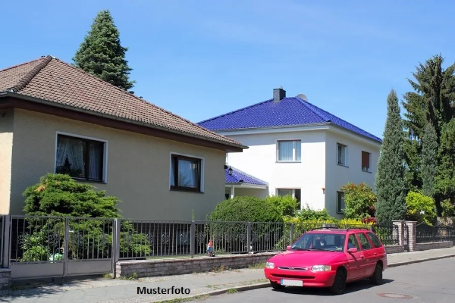 Keine Originalbilder - Haus kaufen in Landshut - Einfamilienhaus mit Doppelgarage in bevorzugter Wohnlage