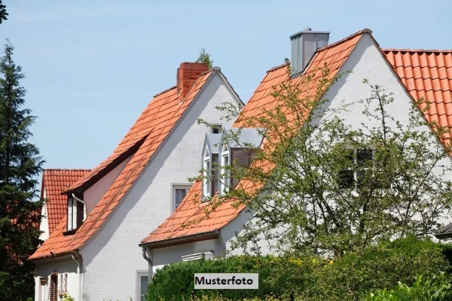 Keine Originalbilder - Haus kaufen in Bennewitz - Einfamilienhaus mit Garagenanbau in guter Wohnlage