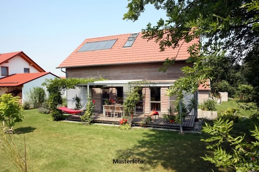 Keine Originalbilder - Haus kaufen in Linnich - Freistehendes Einfamilienhaus, Terrasse, Garage