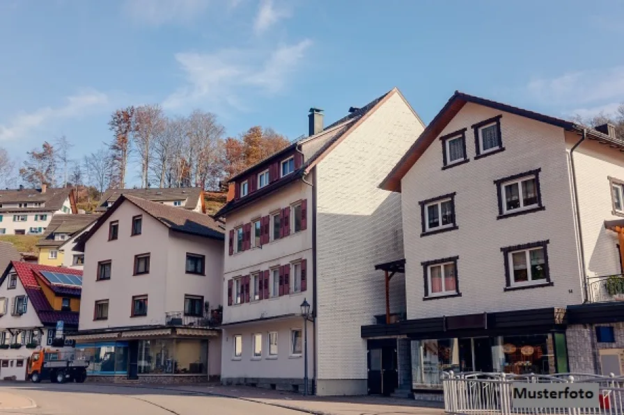 Keine Originalbilder - Haus kaufen in Gelsenkirchen - Wohn-/Geschäftshaus + provisionsfrei +