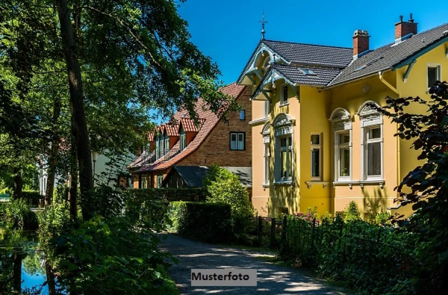 Keine Originalbilder - Haus kaufen in Graben-Neudorf - Gute Kapitalanlage: Wohn- und Geschäftshaus - provisionsfrei