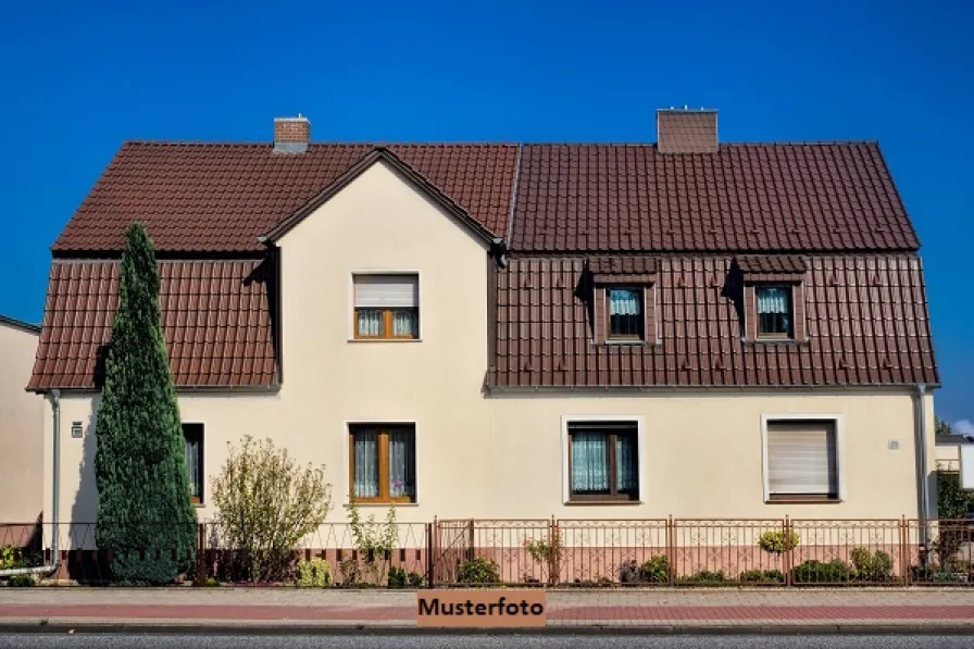 Keine Originalbilder - Haus kaufen in Hamburg - 2-Familienhaus - provisionsfrei