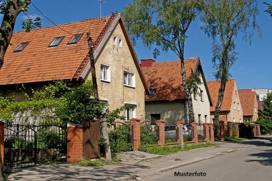 Keine Originalbilder - Haus kaufen in Einbeck - Wohnhaus - provisionsfrei