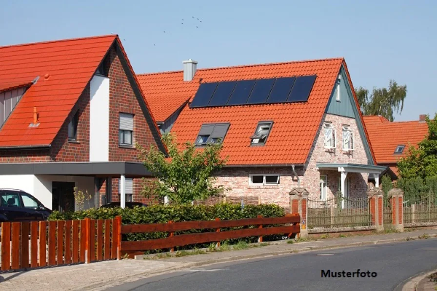 Keine Originalbilder - Haus kaufen in Potsdam-Golm - Doppelhaushälfte nebst Garten und Carport