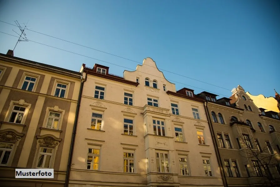 Keine Originalbilder - Haus kaufen in Dassel - Wohn- und Geschäftshaus - provisionsfrei