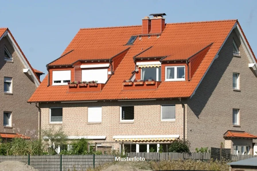 Keine Originalbilder - Haus kaufen in Morsbach - Freistehendes Wohnhaus, Dachterrasse, Doppelgarage und Carport