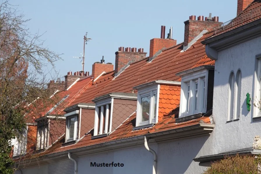 Keine Originalbilder - Haus kaufen in Hamburg - Einfamilien-Reihenmittelhaus nebst Anbau - provisionsfrei