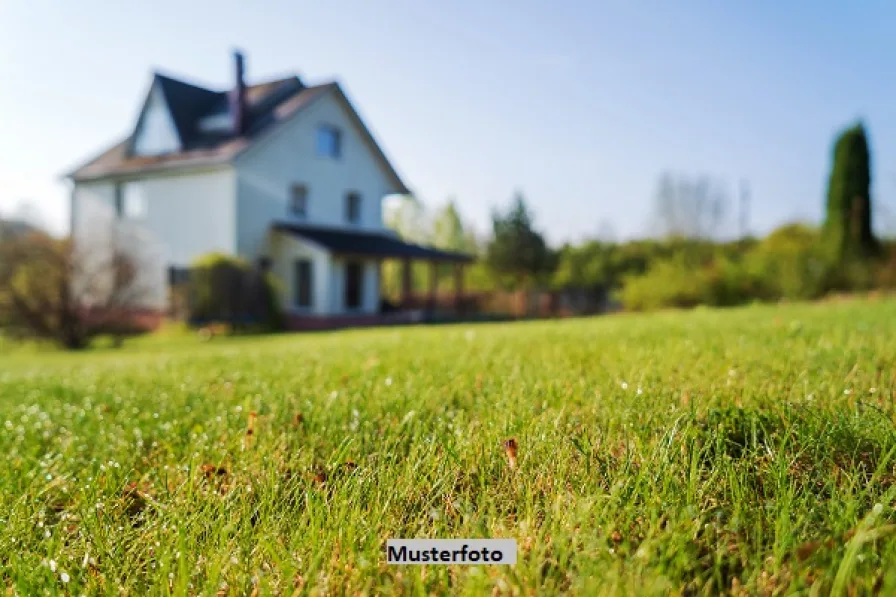 Keine Originalbilder - Haus kaufen in Schwerte - Einfamilienhaus mit Doppelgarage - provisionsfrei