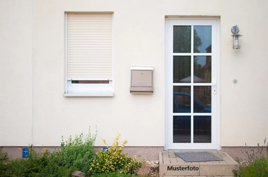 Keine Originalbilder - Haus kaufen in Schnaittenbach - Einfamilienhaus mit Anbau - provisionsfrei