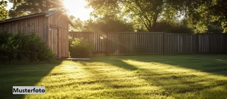 Keine Originalbilder - Haus kaufen in Lichtenau - Gartenhaus mit Garage