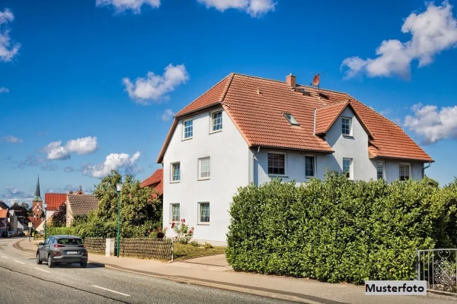 Keine Originalbilder - Gastgewerbe/Hotel kaufen in Güntersberge - Ehemalige Gastwirtschaft mit Pension