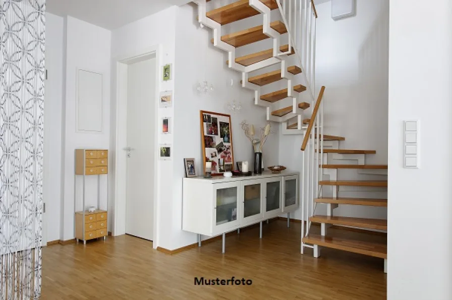 Keine Originalbilder - Wohnung kaufen in Kiel - Gepflegte Maisonettewohnung mit TG-Stellplatz - provisionsfrei