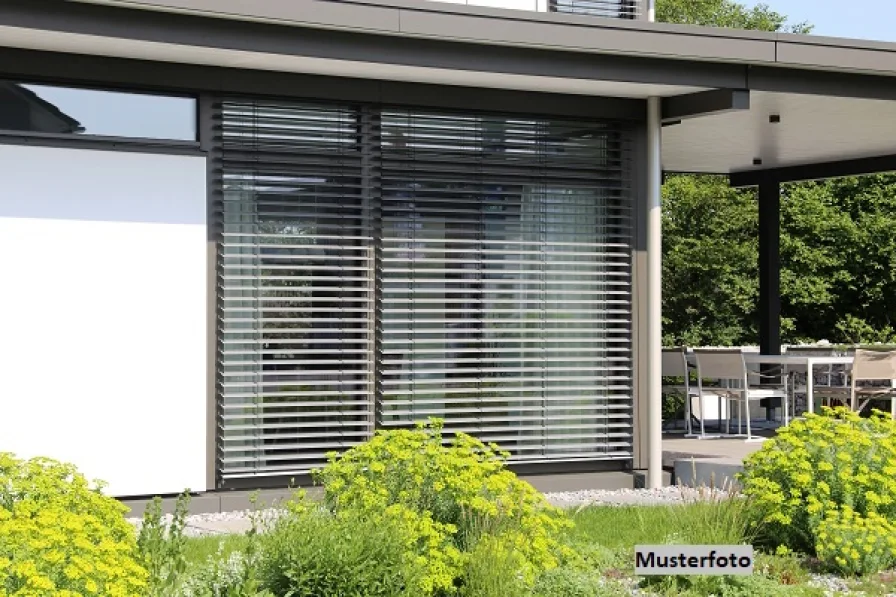 Keine Originalbilder - Haus kaufen in Obernkirchen - Wohnhaus mit angeb. Doppelcarport - provisionsfrei