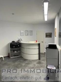 Büroraum - Büro/Praxis mieten in Bielefeld - Büro mit 100m² hochwertig möbliert  in angesagter Lage am Jahnplatz im „Westfalenblatthaus“