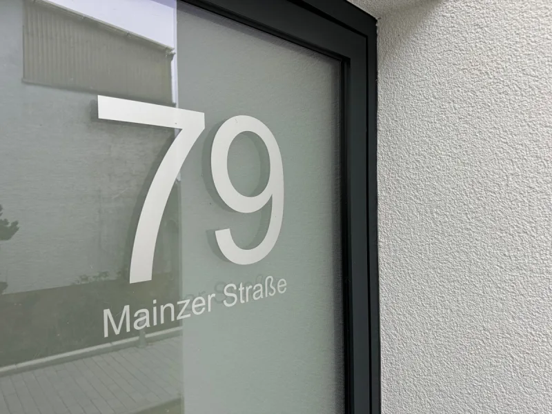 Eingang - Wohnung kaufen in Rödermark - Letzte Wohnung*** REDUZIERT*** TOP 4-Zimmer ETW über 2 Etagen mit Dachterrasse Ober Roden ***