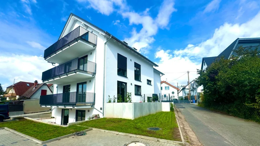 Aussenansicht - Wohnung kaufen in Dreieich - ***TOP Neubau Souterrain ETW mit Freisitz/Terrasse in Götzenhain***