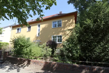Hausansicht - Wohnung mieten in Finsterwalde - Gepflegte 3-Zimmerwohnung nahe Bürgerheide