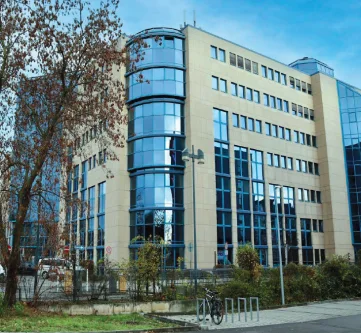 Gebäudeansicht - Büro/Praxis mieten in Berlin - PROVISIONSFREI für Mieter*in: Repräsentative Büroflächen nahe S- und U-Bahnhof in Berlin-Pankow